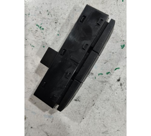 Блок кнопок обогрева задних сидений