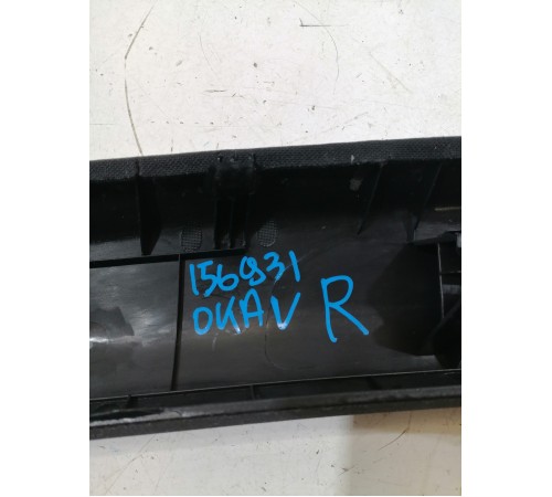Обшивка стойки лобового стекла правая