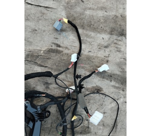 Электропроводка подторпедная с монтажным блоком