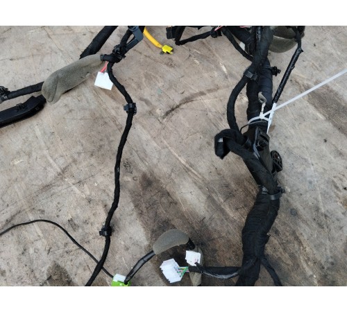 Электропроводка подторпедная с монтажным блоком