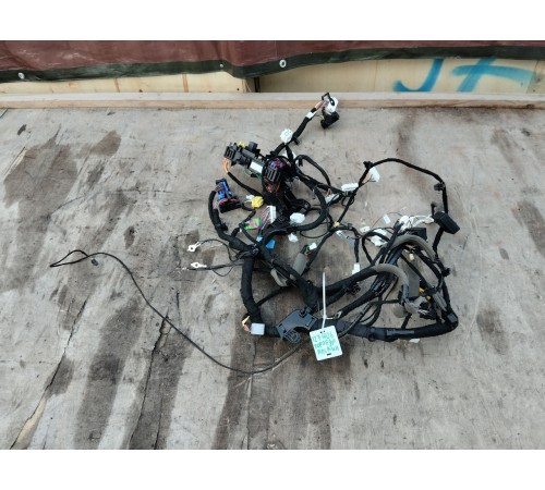 Электропроводка подторпедная с монтажным блоком