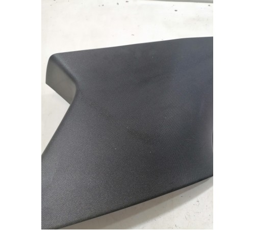 Обшивка стойки багажника верхняя левая