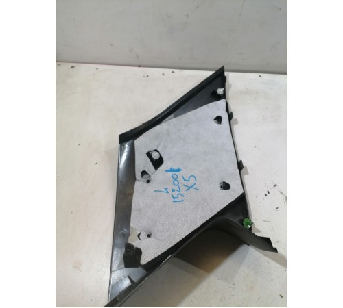 Обшивка стойки багажника верхняя левая