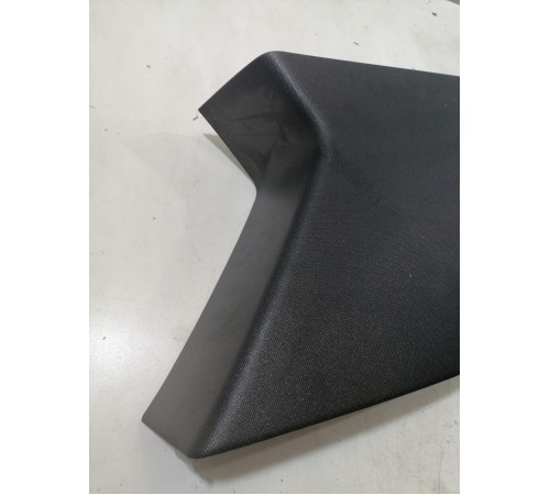 Обшивка стойки багажника верхняя левая