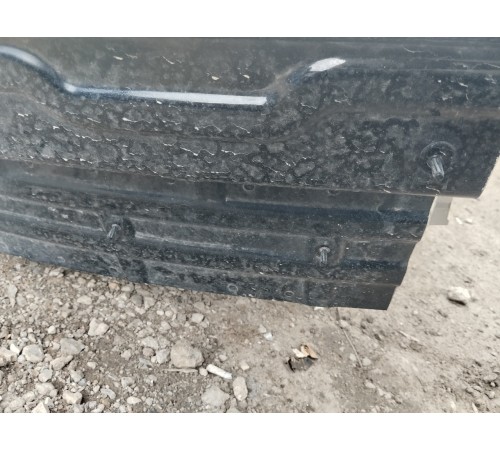 Ниша багажника (запасного колеса)