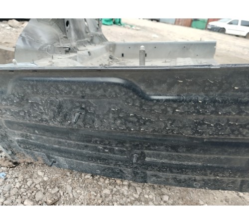 Ниша багажника (запасного колеса)