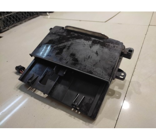 Пепельница передней консоли