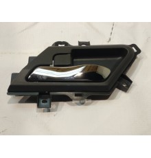 Ручка двери внутренняя левая