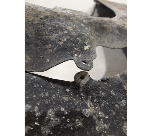 Кожух тормозного диска (передний левый)