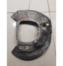 Кожух тормозного диска (передний левый)