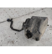 Бачок омывателя лобового стекла