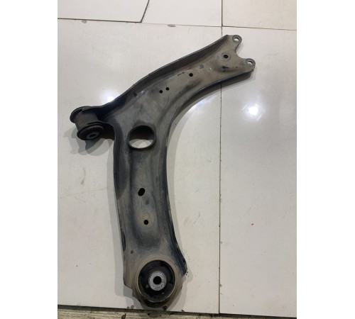 Рычаг подвески(передний левый)