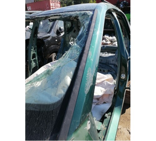 Стойка лобового стекла левая