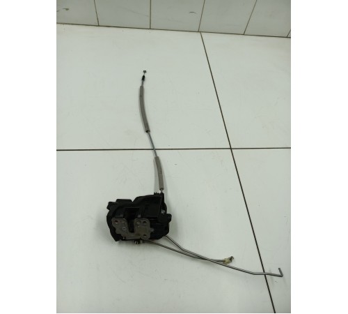 Замок двери передний левый