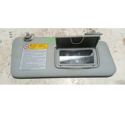 Козырек солнцезащитный пасажирский