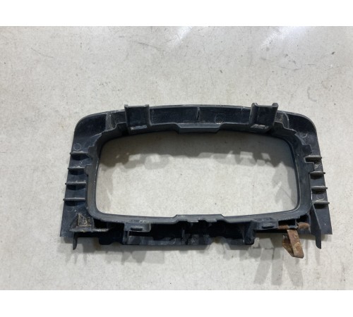 Накладка торпедо левая