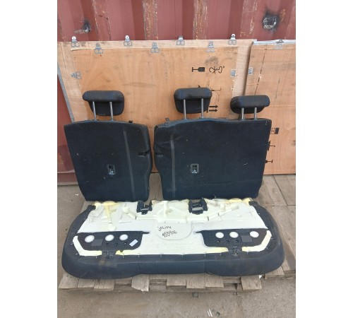 Задний ряд сидений