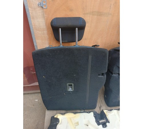 Задний ряд сидений