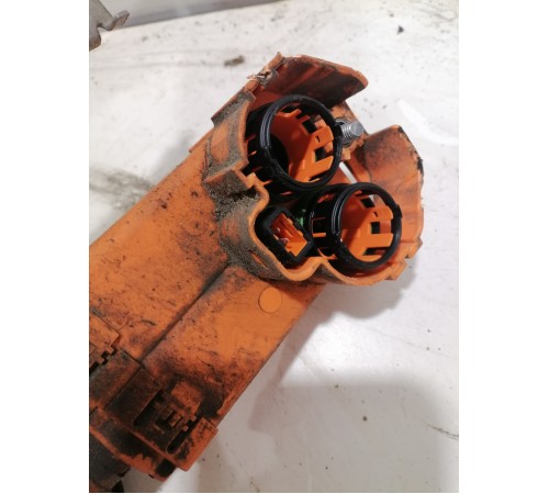 Кабель задней зарядки