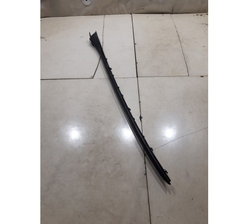 Молдинг лобового стекла(левый)