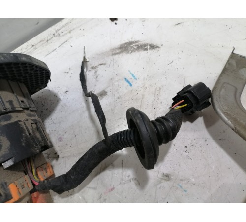 Кабель задней зарядки