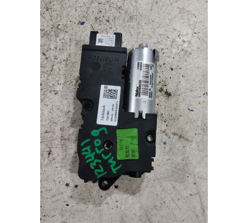 Моторчик люка электролюка крыши правый