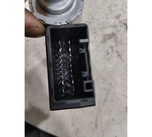 Моторчик люка электролюка крыши правый