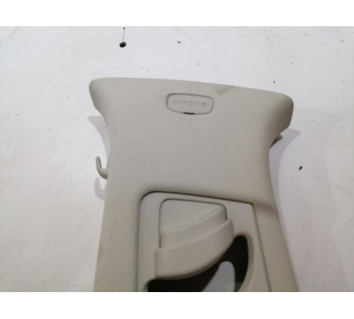 Обшивка центральной стойки левая