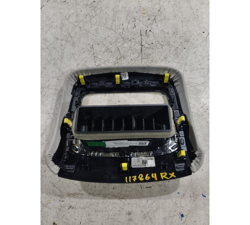 Накладка центральной консоли задняя с воздушным дефлектором