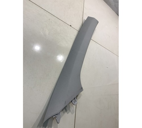 Обшивка стойки (передняя, правая)