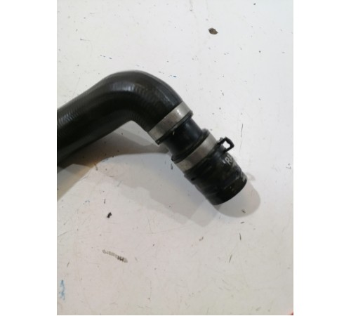 Патрубок радиатора