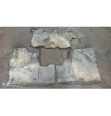 Комплект ковриков салона