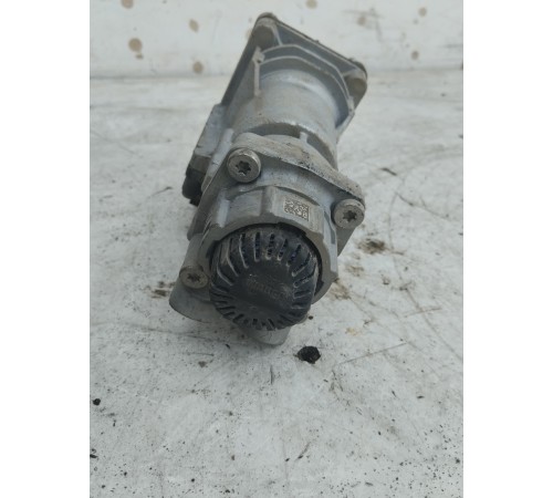 Кран (клапан) тормозной главный EBS3