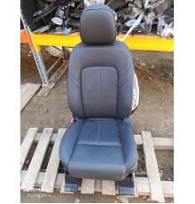 Сиденье переднее левое