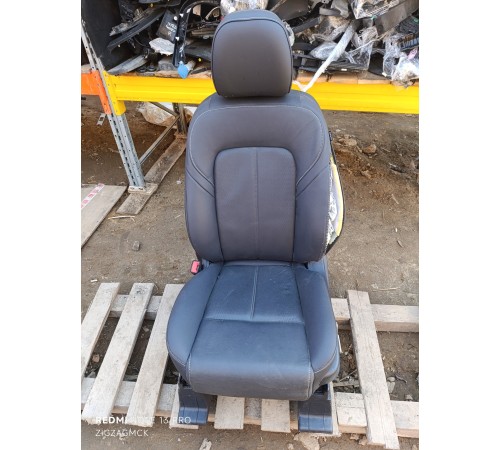 Сиденье переднее левое