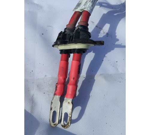 Плюсовой провод аккумулятора