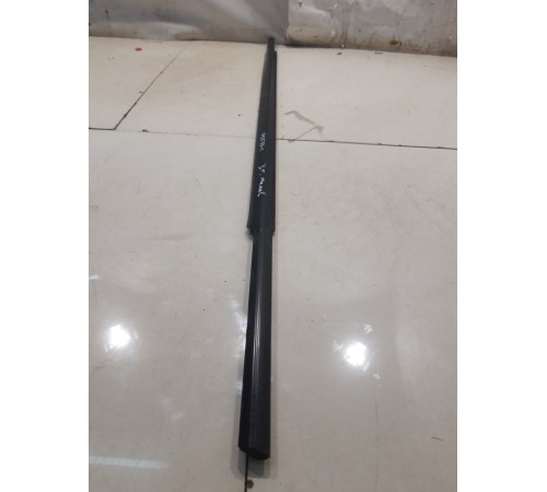 Уплотнитель стекла (задний, правый)