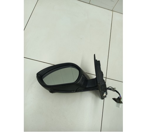 Зеркало заднего вида левое