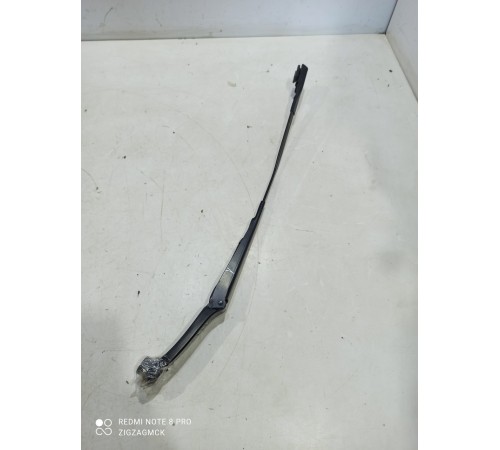 Поводок стеклоочистителя(левый)