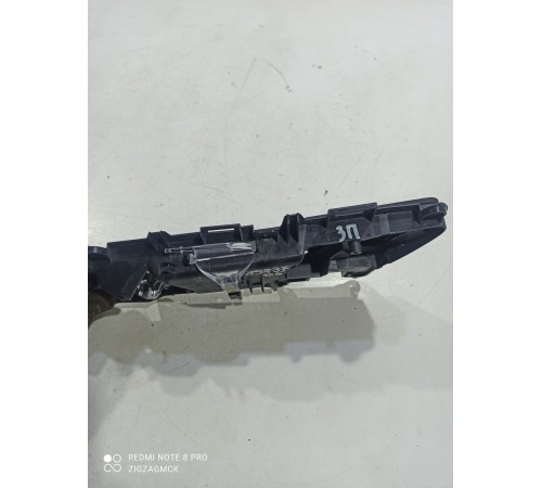 Ручка двери (задняя правая внутренняя)