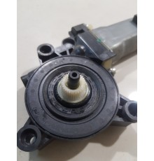 Моторчик стеклоподъемника передний правый