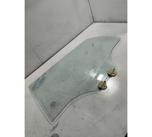 Стекло двери заднее левое