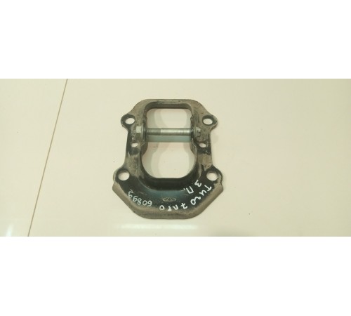 Кронштейн заднего рычага