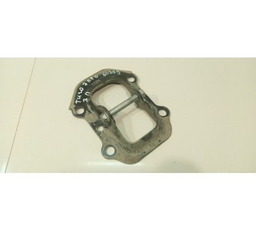 Кронштейн заднего рычага