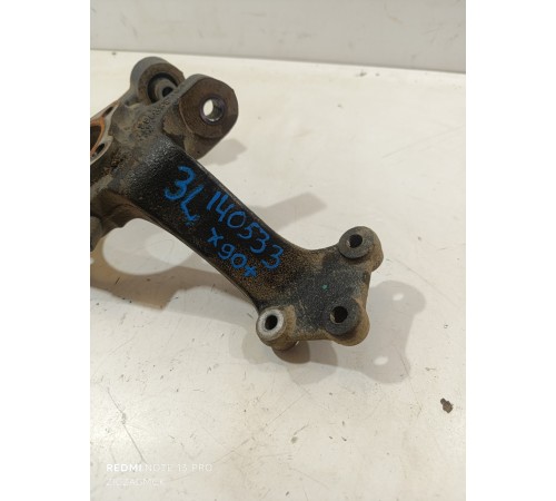 Кулак поворотный задний левый