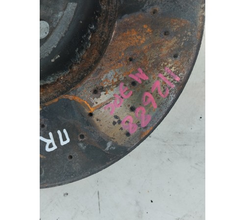 Тормозной диск передний правый