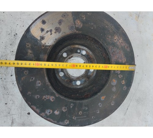 Тормозной диск передний правый