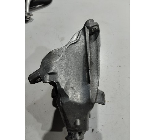 Опора двигателя(левая)