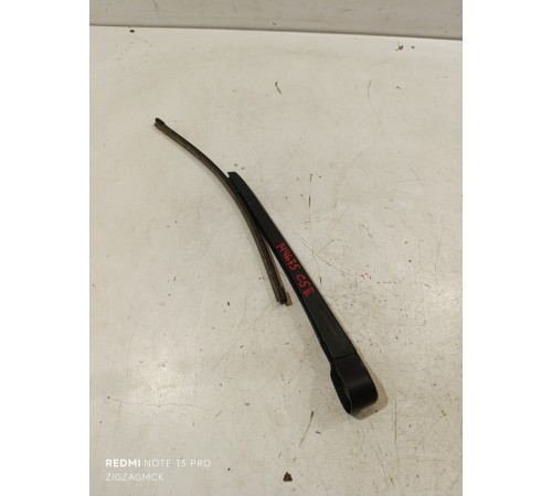 Поводок стеклоочистителя задний