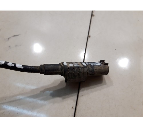 Датчик ABS (передний, правый)